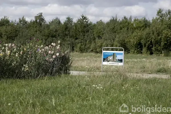 Helårsgrund på Danefæet 6, 9230 Svenstrup J