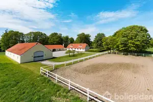 Landejendom på Taagholtvej 84, 9870 Sindal