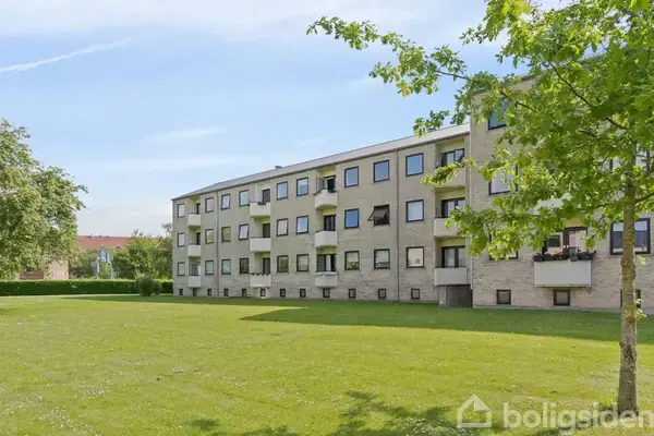 Ejerlejlighed på Åfløjen 36, 2. th., 2700 Brønshøj