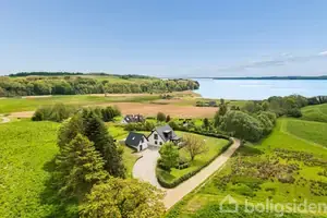 Villa på Strandvejen 116, 8721 Daugård