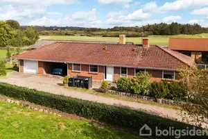 Villa på Svinget 2, 8990 Fårup