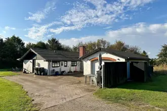 Fritidshus på Enebærvej 3, Tversted, 9881 Bindslev
