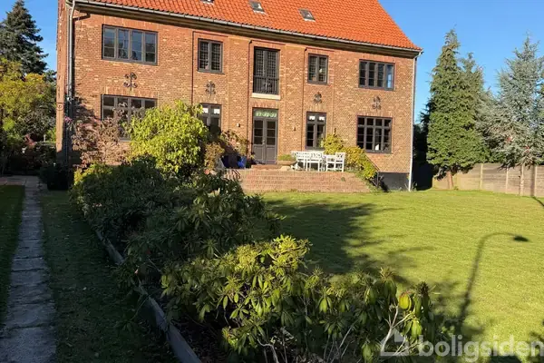 Villa på Olaf Poulsens Vej 7, 2920 Charlottenlund