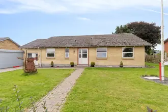 Villa på Nissetvej 19, Grauballe, 8600 Silkeborg