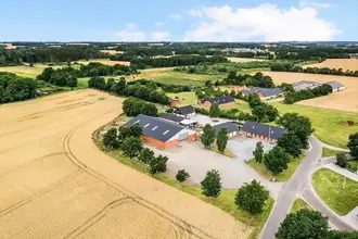 Landejendom på Hallendrupvej 40, Hallendrup, 8560 Kolind