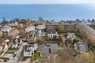 Rækkehus på Taarbækdalsvej 15A, 2930 Klampenborg