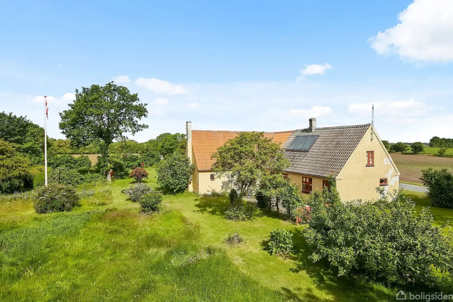 Dobbelthus med plads og udsigt