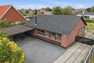 Villa på Strandby Kirkevej 159, 6705 Esbjerg Ø