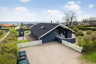 Fritidshus på Hvedemarken 36, Grønninghoved, 6093 Sjølund