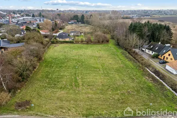 Helårsgrund på Bækvej 13, 4660 Store Heddinge