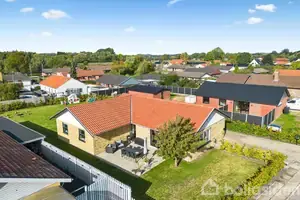Villa på Hjertegræsvej 8, 5210 Odense NV