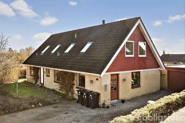 Villa på Rugmarken 85, 8520 Lystrup