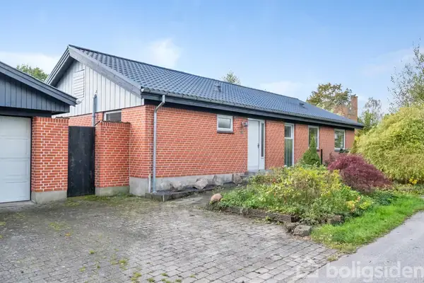 Villa på Ringvej 15, 8680 Ry