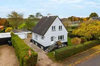 Villa på Skolevej 20, 5683 Haarby