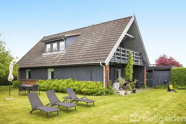 Villa på Floraparken 68, 4690 Haslev
