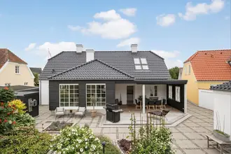 Villa på Torvegade 6, 9370 Hals