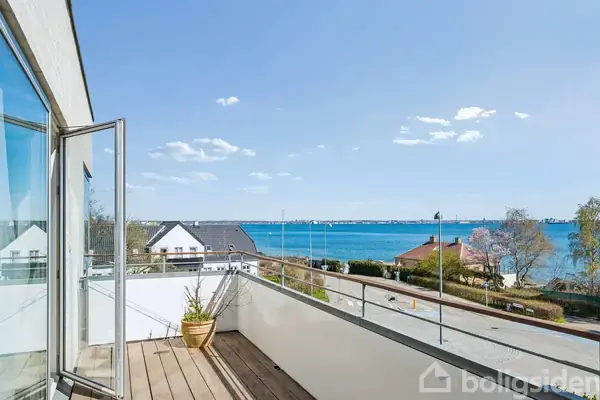 Ejerlejlighed på Strandvejen 98E, 2. th., 3070 Snekkersten