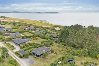 Fritidshus på Skråningen 45, Strands, 8420 Knebel