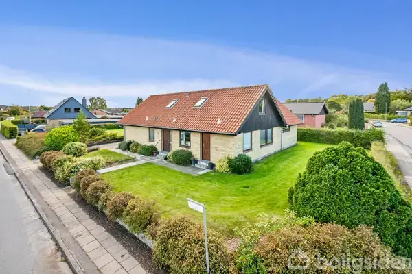 Villa på Solgårdsvej 9, 8543 Hornslet