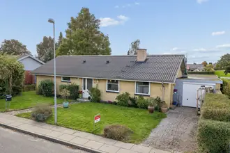 Villa på Kronborgvej 13, 8381 Tilst