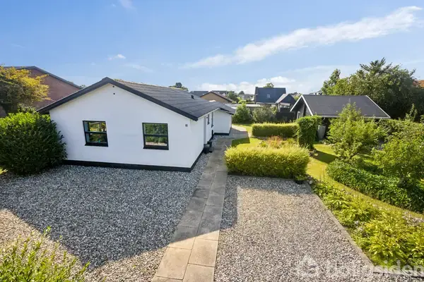 Villa på Ane Vifferts Vej 15, 9370 Hals