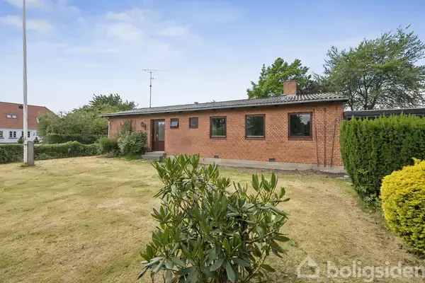 Villa på Søndergade 16, 5672 Broby