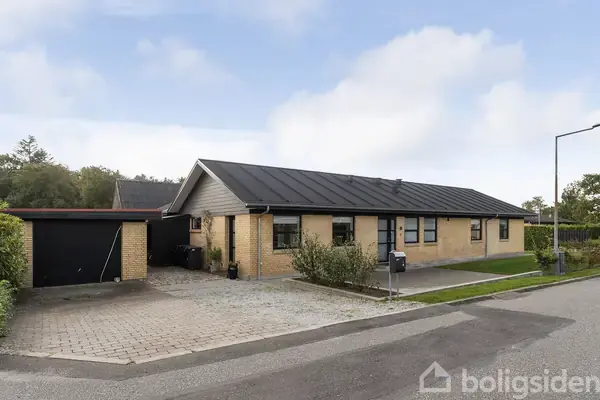 Villa på Lokesvej 2, 9800 Hjørring