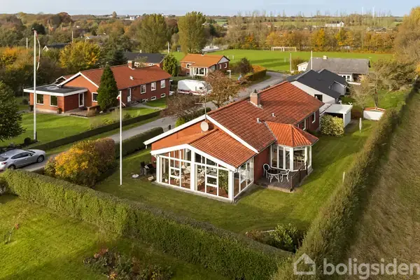 Villa på Ladegaardsvej 6, 6400 Sønderborg