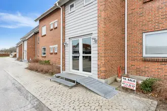 Andelsbolig på Skolebakken 44, mf., 8464