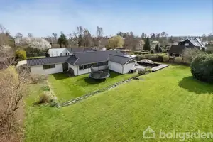 Villa på Gammel Holtevej 100B, 2840 Holte