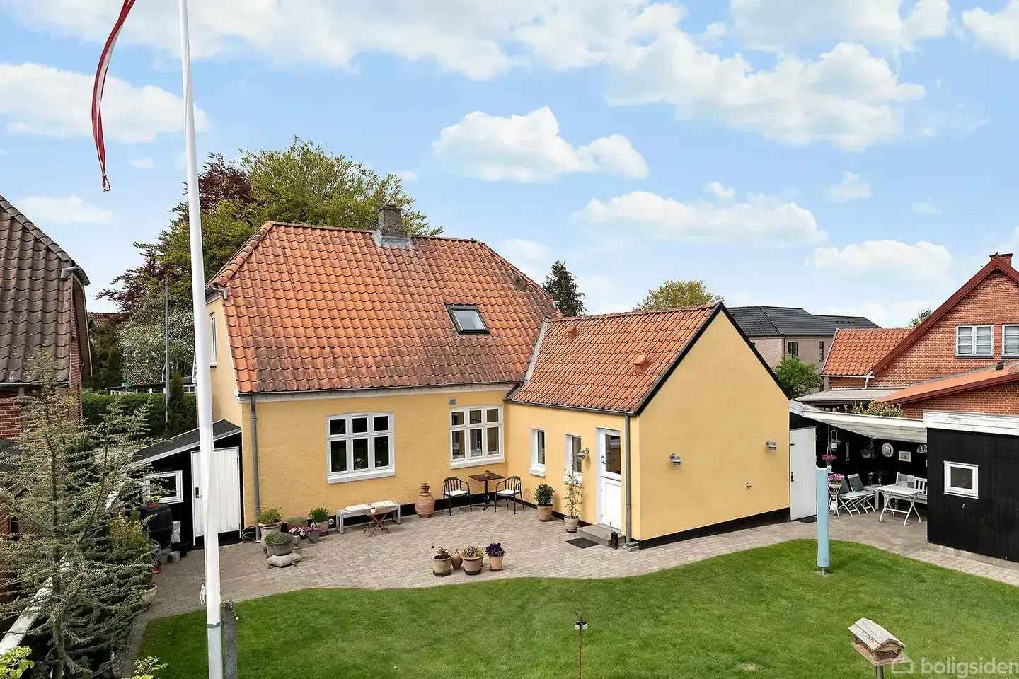 Villa på Landevejen 22, 8350 Hundslund