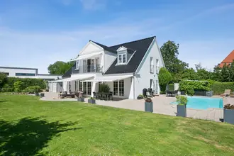 Villa på Aldershvilevej 151, 2880 Bagsværd