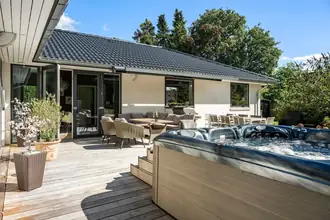 Villa på Hakonsvej 9, 2880 Bagsværd