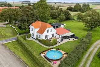 Villa på Vaarst Banevej 7, 9260 Gistrup