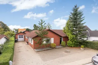 Villa på Allegade 37, 6650 Brørup