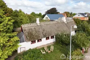 Villa på Bogø Hovedgade 103, 4793 Bogø By