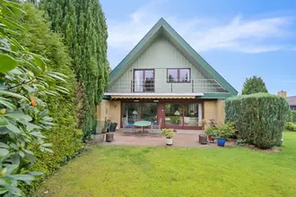 Villa på Bakkeåsen 4, Gl Holte, 2840 Holte