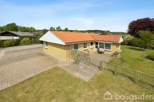 Villa på Latyrusvej 6, 9310 Vodskov