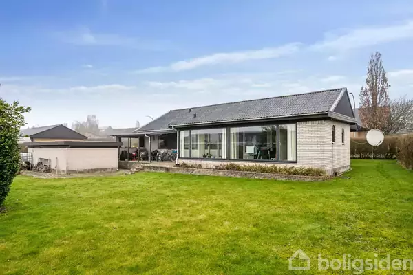 Villa på Bjørnøvænget 1, 8381 Tilst