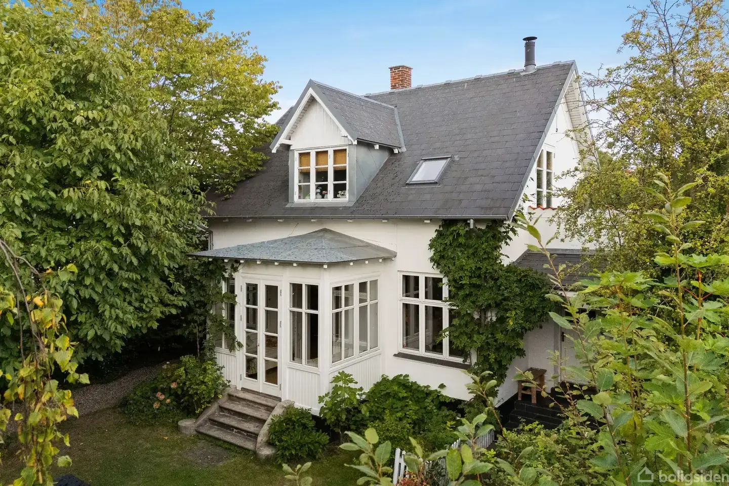 Villa på Løvspringsvej 10, 2920 Charlottenlund