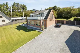 Villa på Fjordvej 8, Hvalpsund, 9640 Farsø