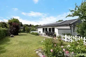 Villa på Fugleparken 50, 2690 Karlslunde
