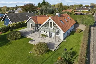Villa på Tjørnevej 18, Thurø, 5700 Svendborg
