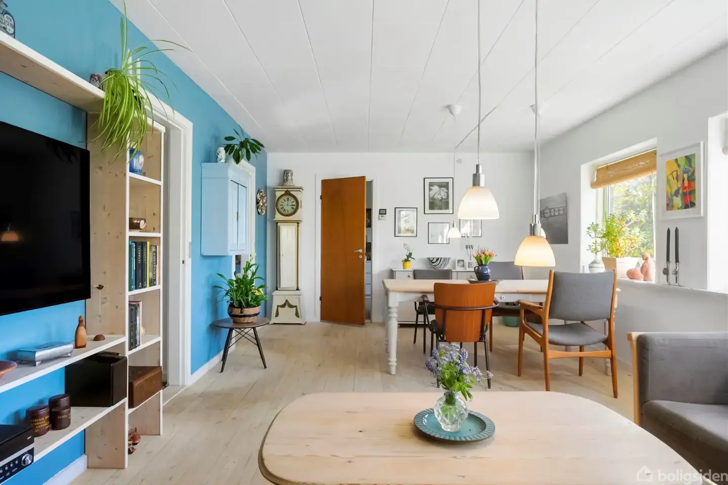 Charmerende etplansvilla i Maribo – Opdateret og med solrig terrasse og skøn have - Visning 3