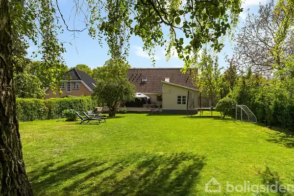 Villa på Holbækvej 250, 4000 Roskilde