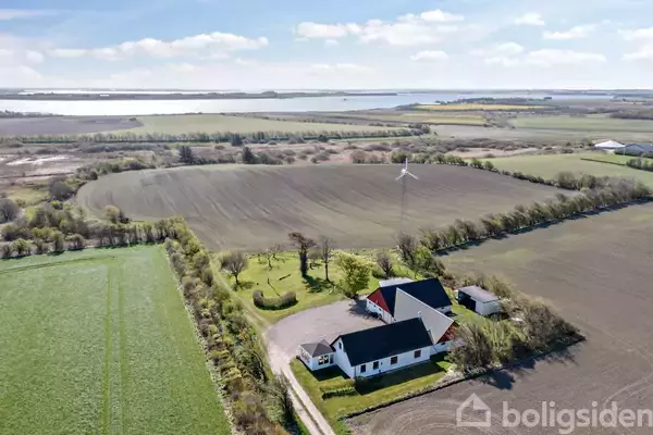 Landejendom på Bjerregårdsvej 10, 7760 Hurup Thy