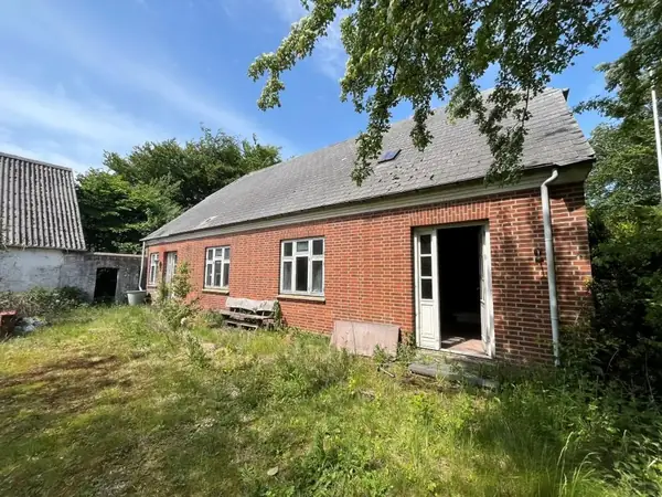 Landejendom på Knivsbækvej, 6920 Videbæk
