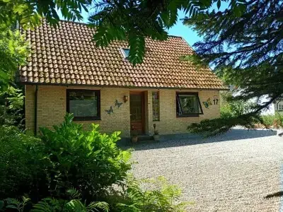 Villa på Alstrup Skovvej, 4840 Nørre Alslev