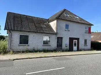 Villa på Kirkegade, 7182 Bredsten