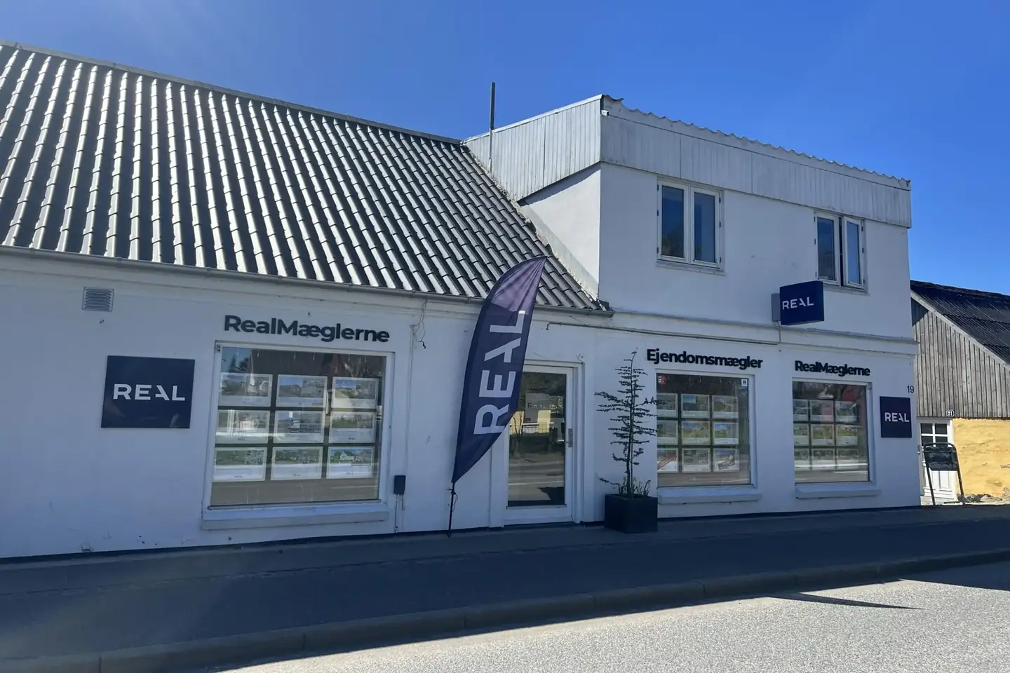 RealMæglerne Hals ApS